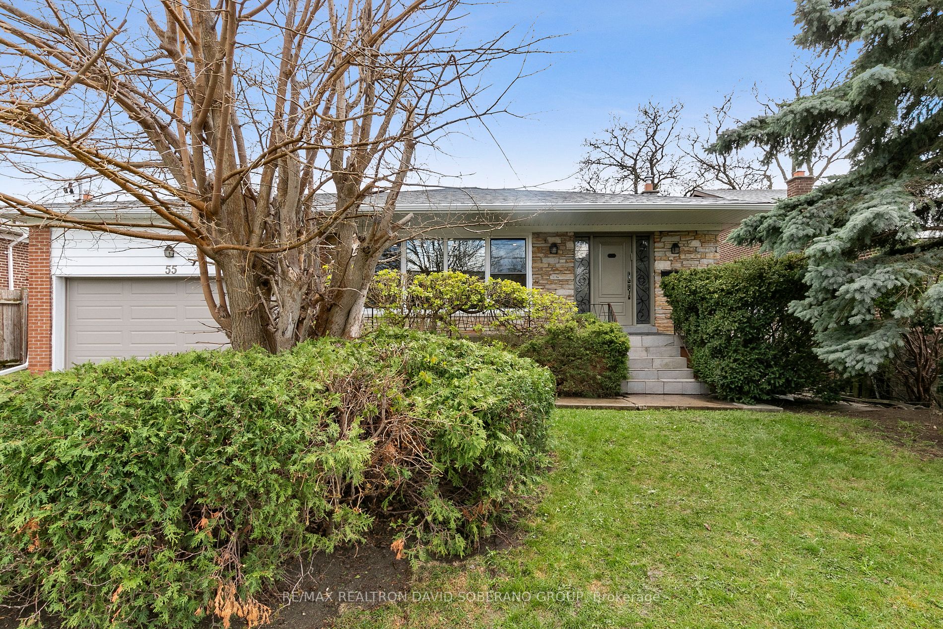 55 Rockford Road, Toronto, ON, M2R 3A6