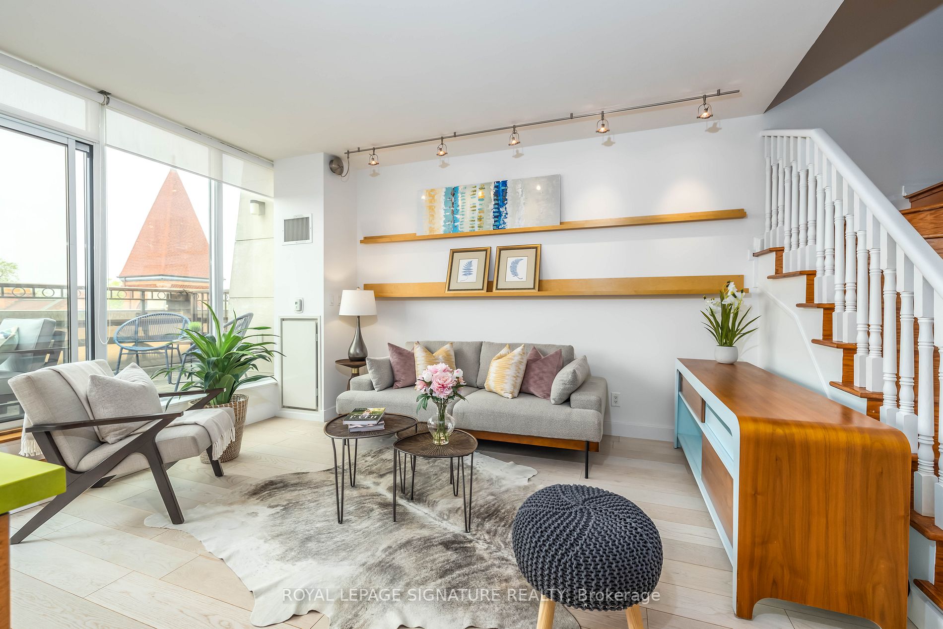 Ph08-308 Palmerston Avenue, Toronto, ON, M6J 3X9