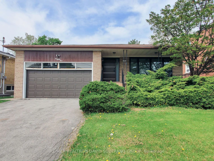 284 Wilmington Avenue, Toronto, ON, M3H 5K7