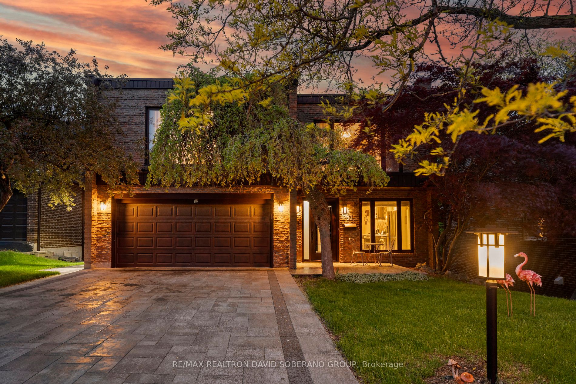 22 Coreydale Court, Toronto, ON, M3H 4T2