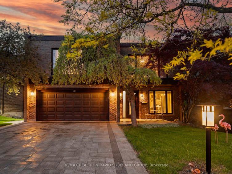 22 Coreydale Court, Toronto, ON, M3H 4T2