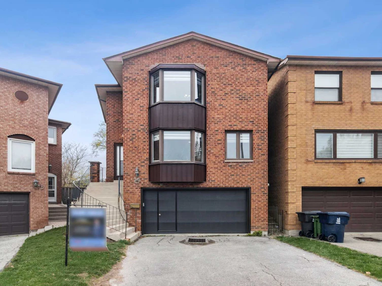 14 Blairville Road, Toronto, ON, M3H 5Y5