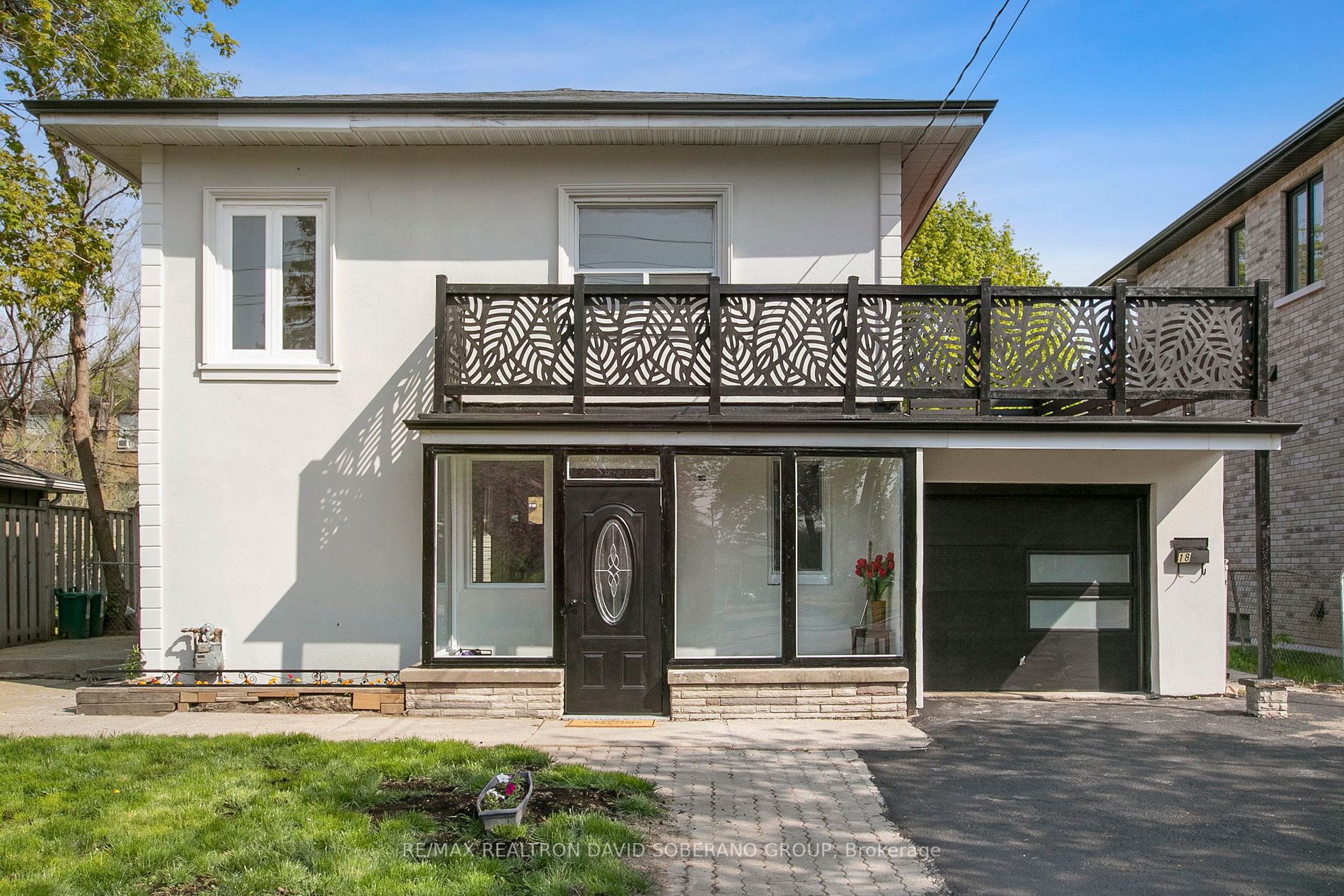 18 Cadillac Avenue, Toronto, ON, M3H 1R9