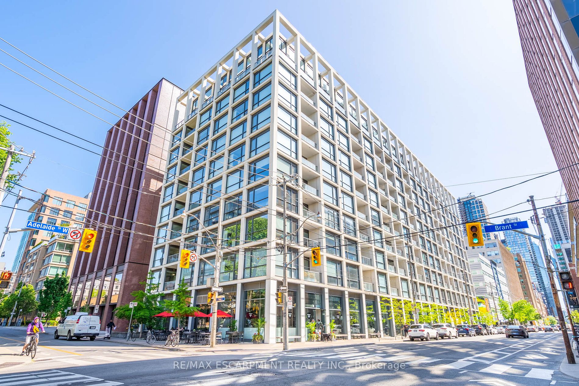 1013-39 Brant Street, Toronto, ON, M5V 0M8