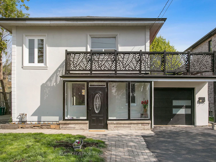 18 Cadillac Avenue, Toronto, ON, M3H 1R9