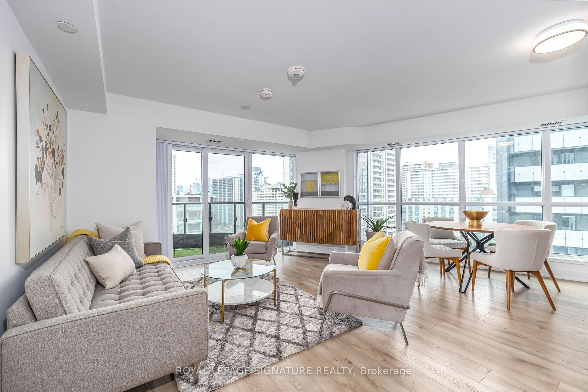 1322-585 Bloor Street E, Toronto, ON, M4W 0B2