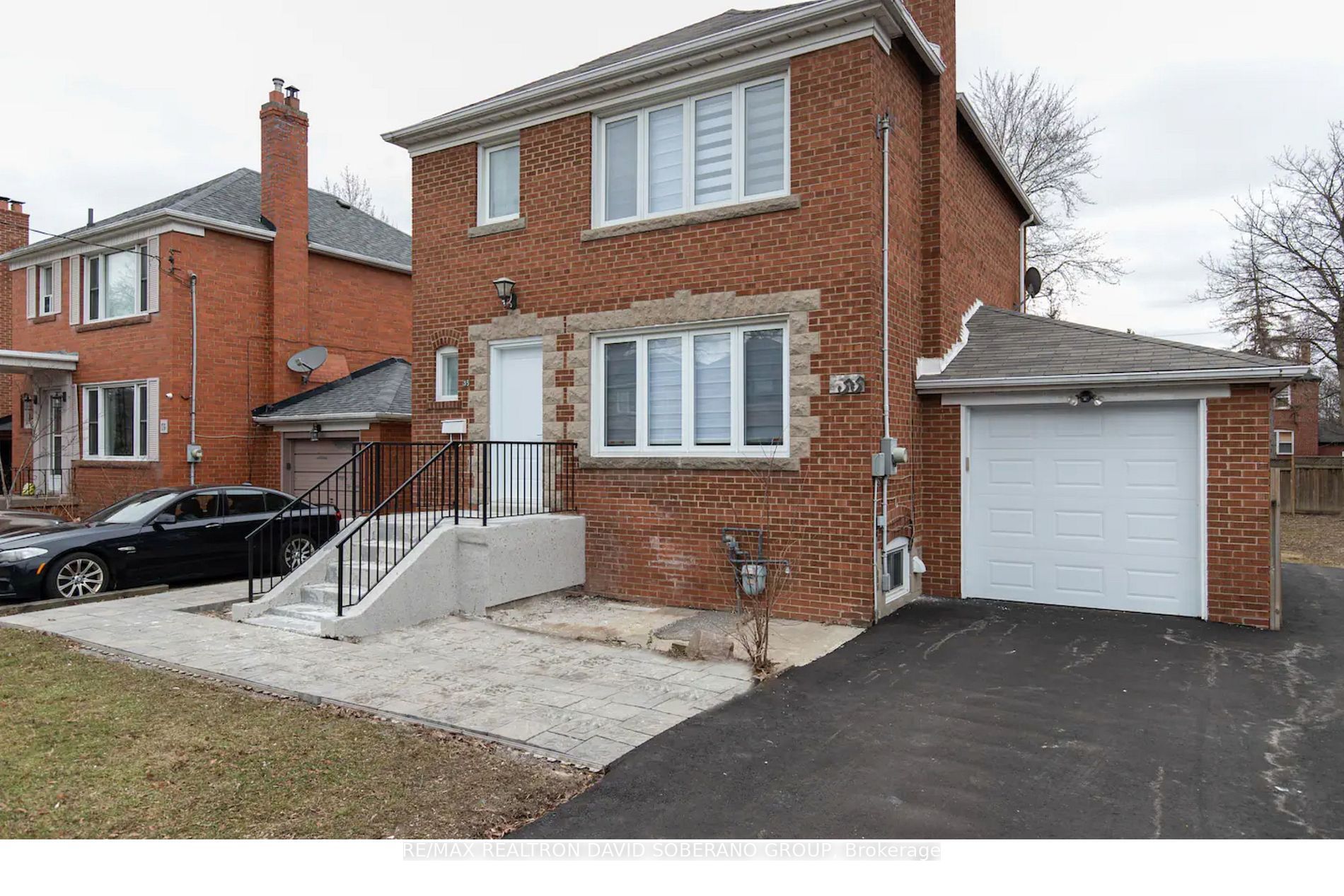 55 Raeburn Avenue, Toronto, ON, M3H 1G9