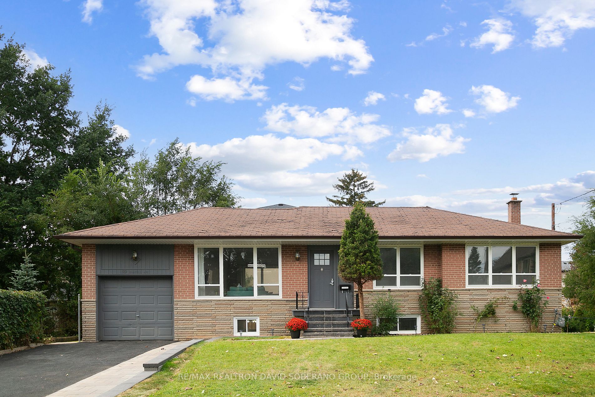 89 Codsell Avenue, Toronto, ON, M3H 3W2