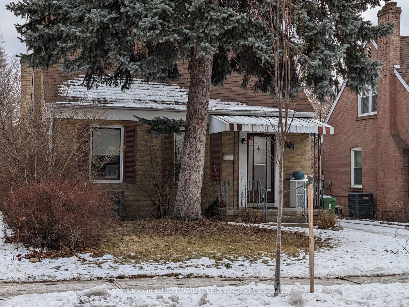 25 King High Avenue, Toronto, ON, M3H 3A8