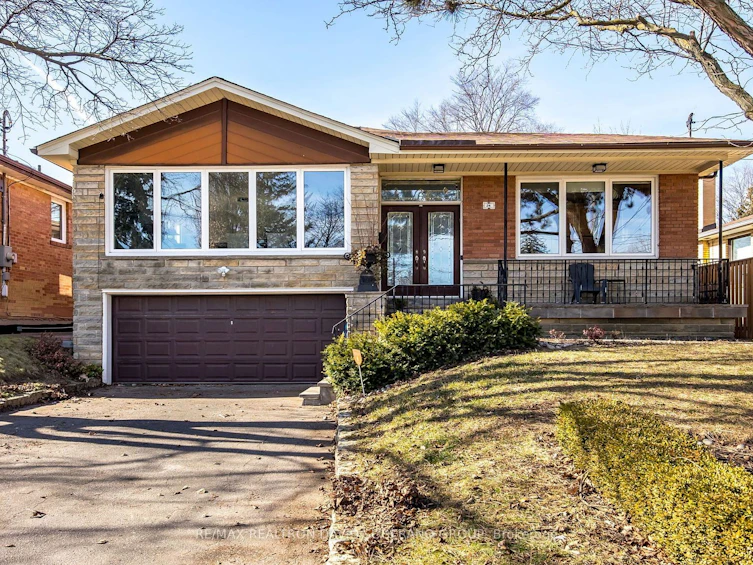 24 Cedar Springs Grve, Toronto, ON, M3H 5L2