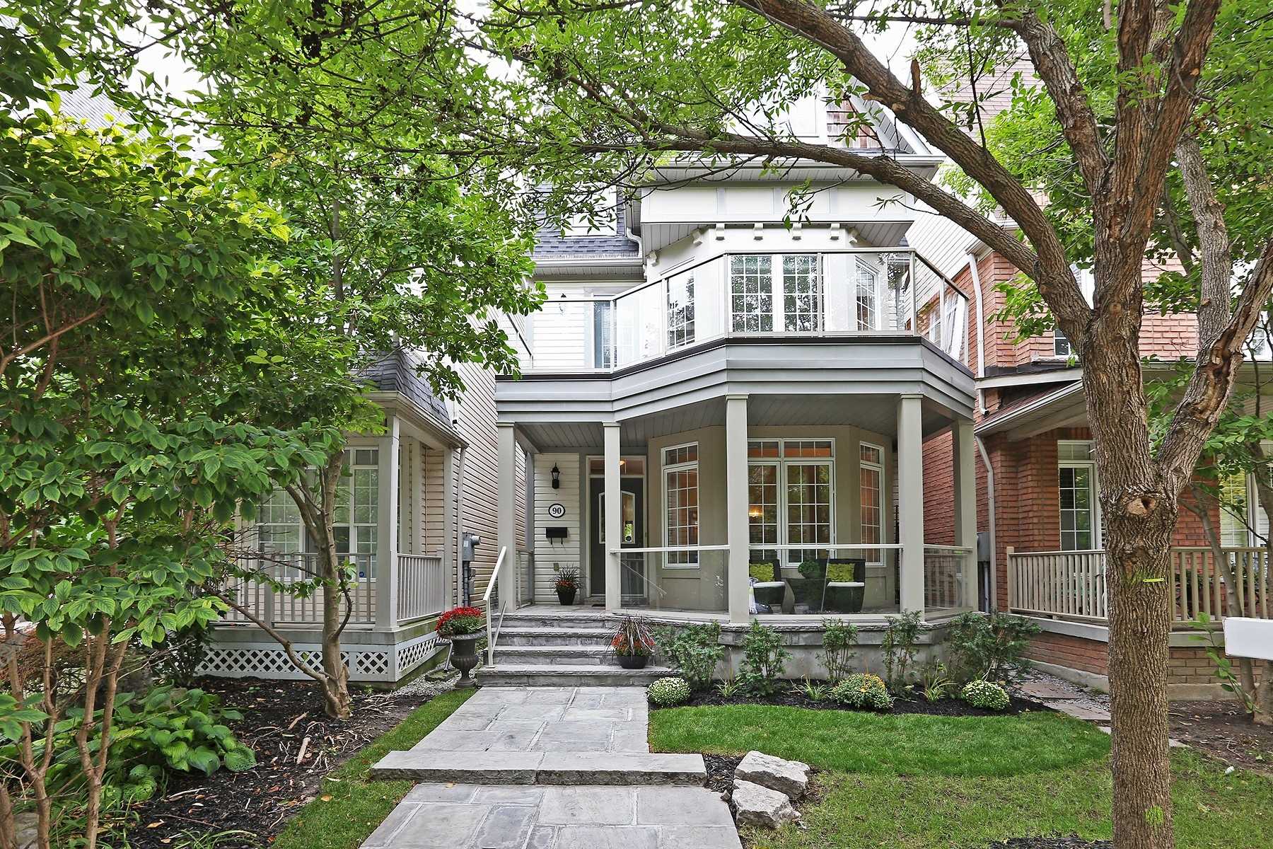 90 Sarah Ashbridge Ave  