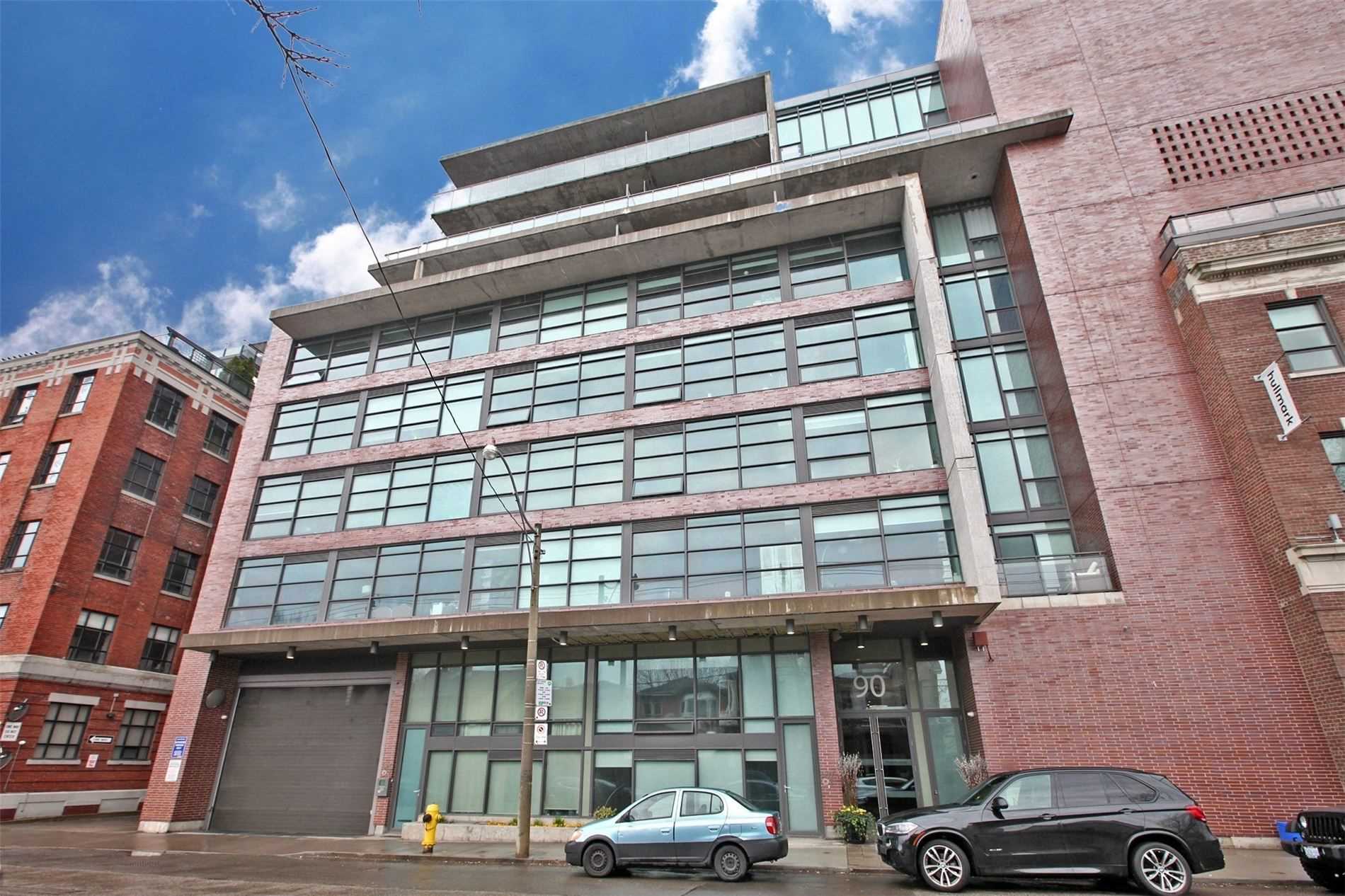 636-90 Broadview Ave  