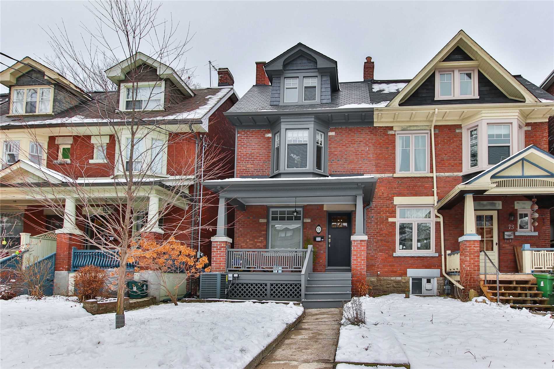 75 Browning Ave  