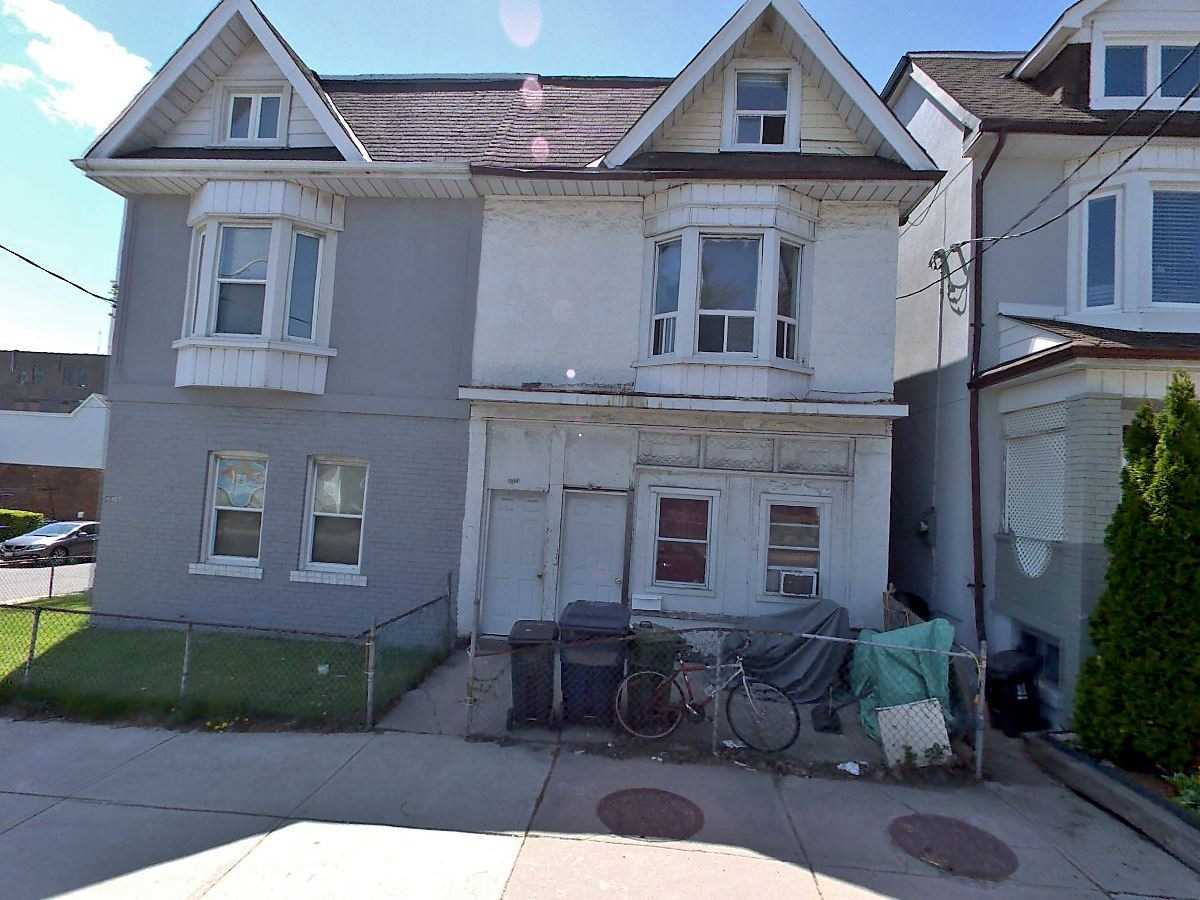 500 Carlaw Ave  