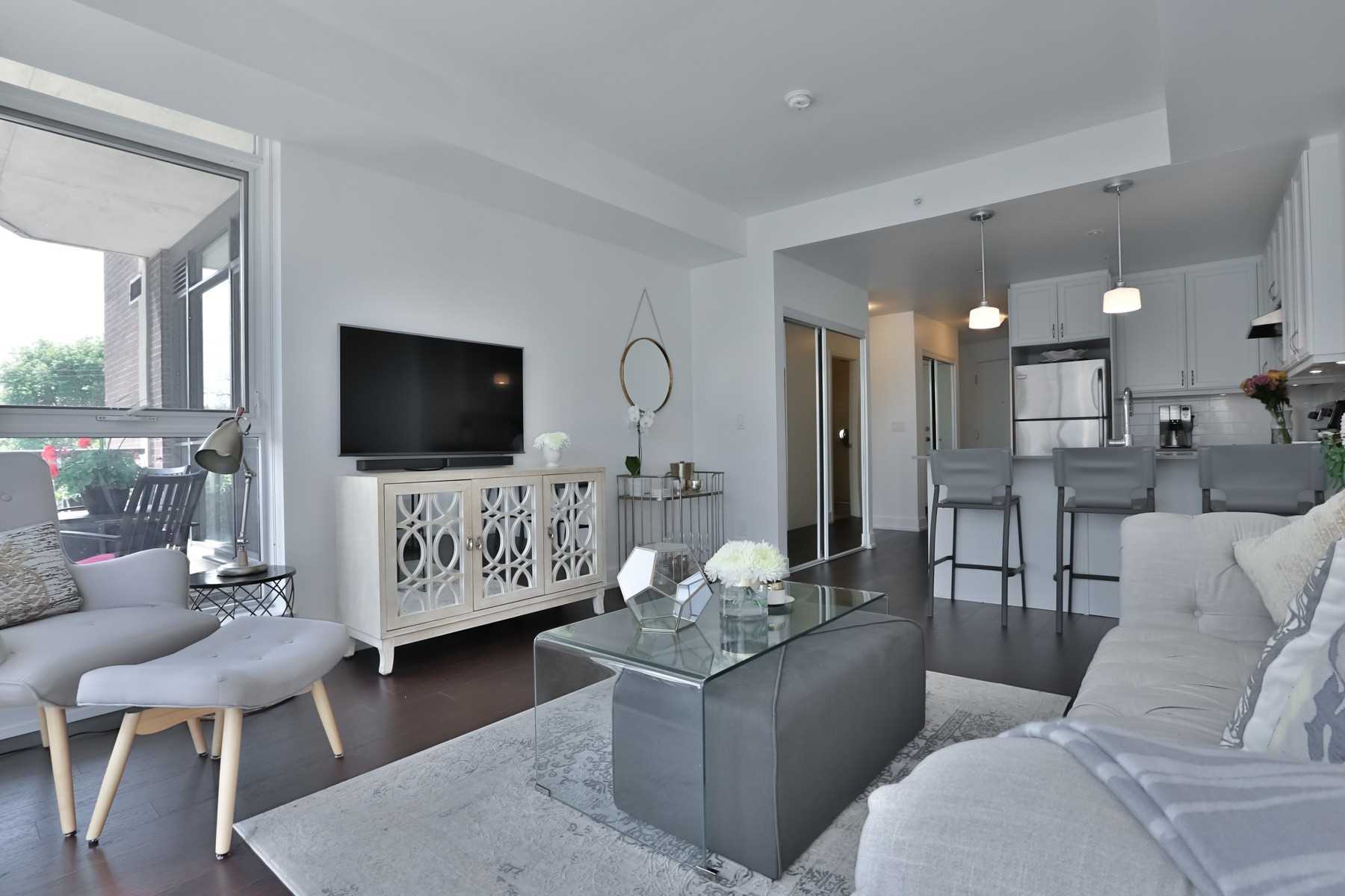 303-2A Queensbury Ave  