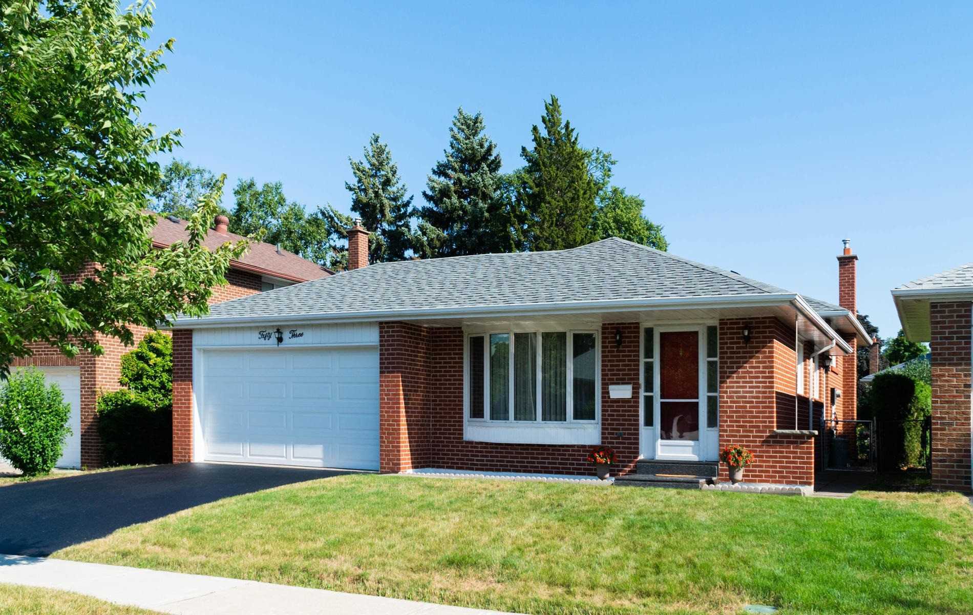 53 Chestergrove Crescent  