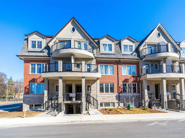 1-17 Eaton Park Lane, Toronto, ON, M1W 0A5