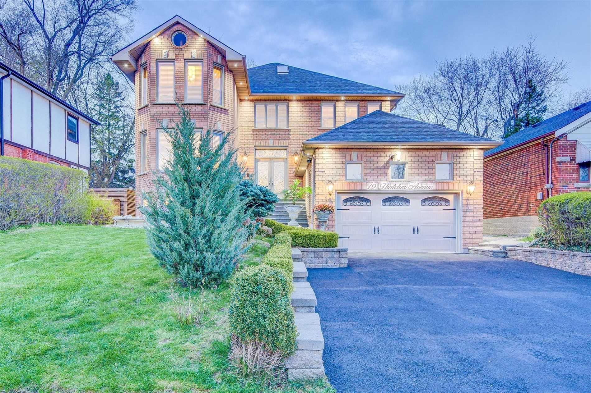 19 Thatcher Avenue, Toronto, ON, M1M 2M3