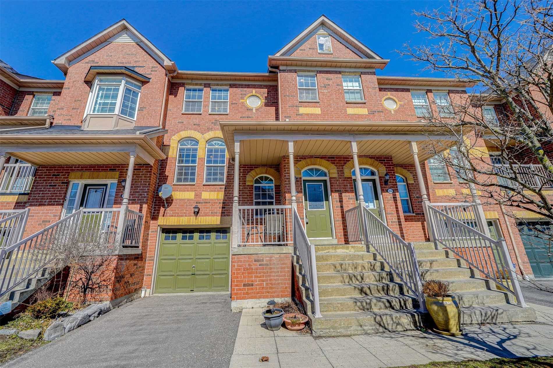 34-575 Steeple Hill, Pickering, ON, L1V 7E4