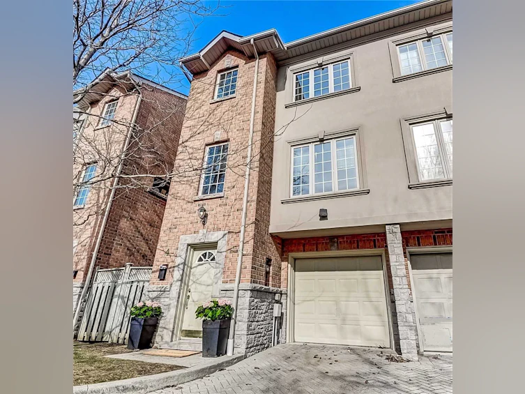4-70 Guildwood Pkwy, Toronto, ON, M1E 1N8