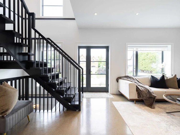 27 Thatcher Avenue, Toronto, ON, M1M 2M3