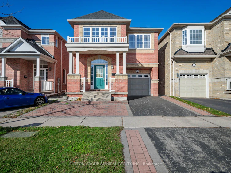 82 Vivian Road, Toronto, ON, M1M 0B1