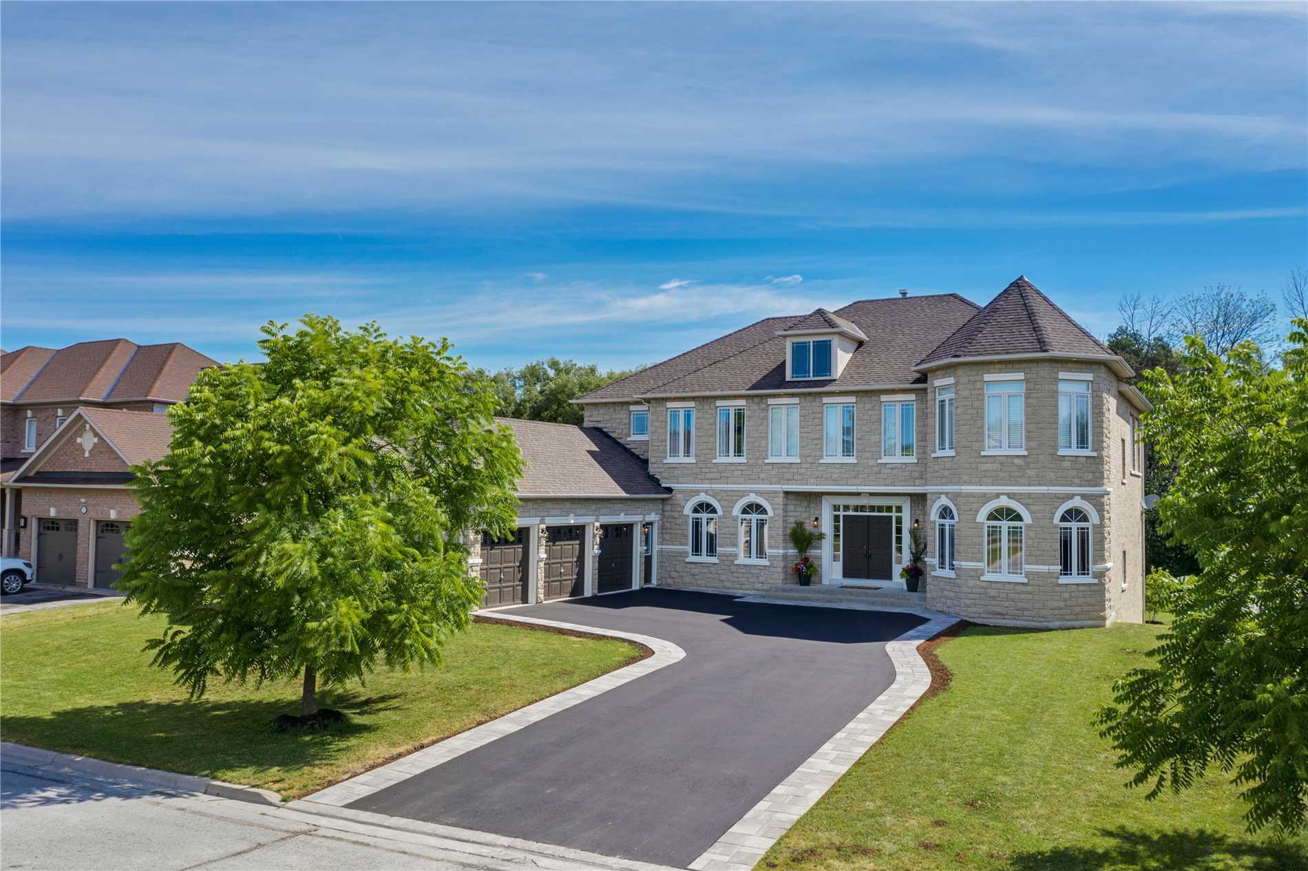 15 Woodland Hills Blvd  
