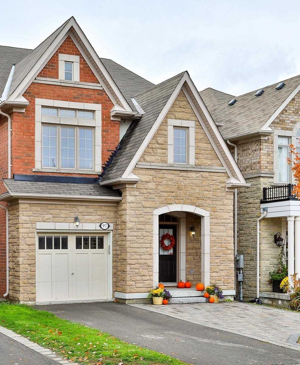 97 White Spruce Cres  