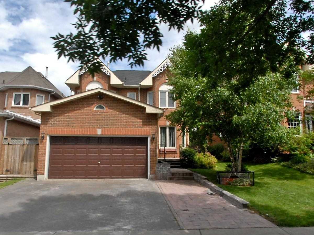 125 Chiswick Cres  
