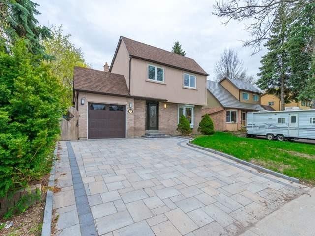 17 Cossar Dr  