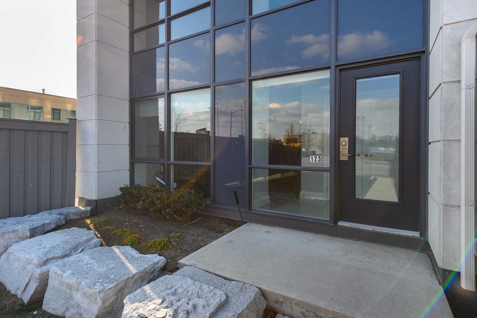 123-24 Woodstream Blvd  