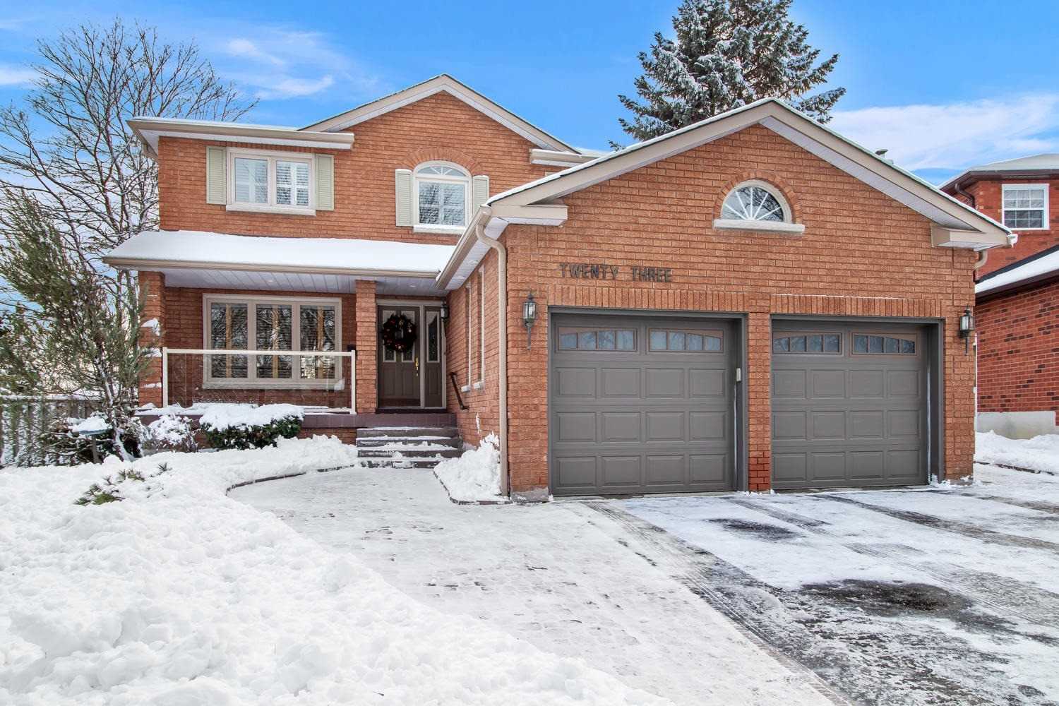 23 Chadburn Cres  