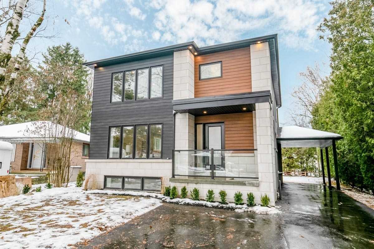12 Sunray Pl  