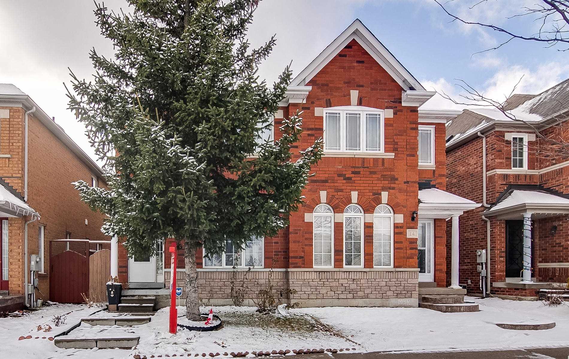 16 Forest Run Blvd  