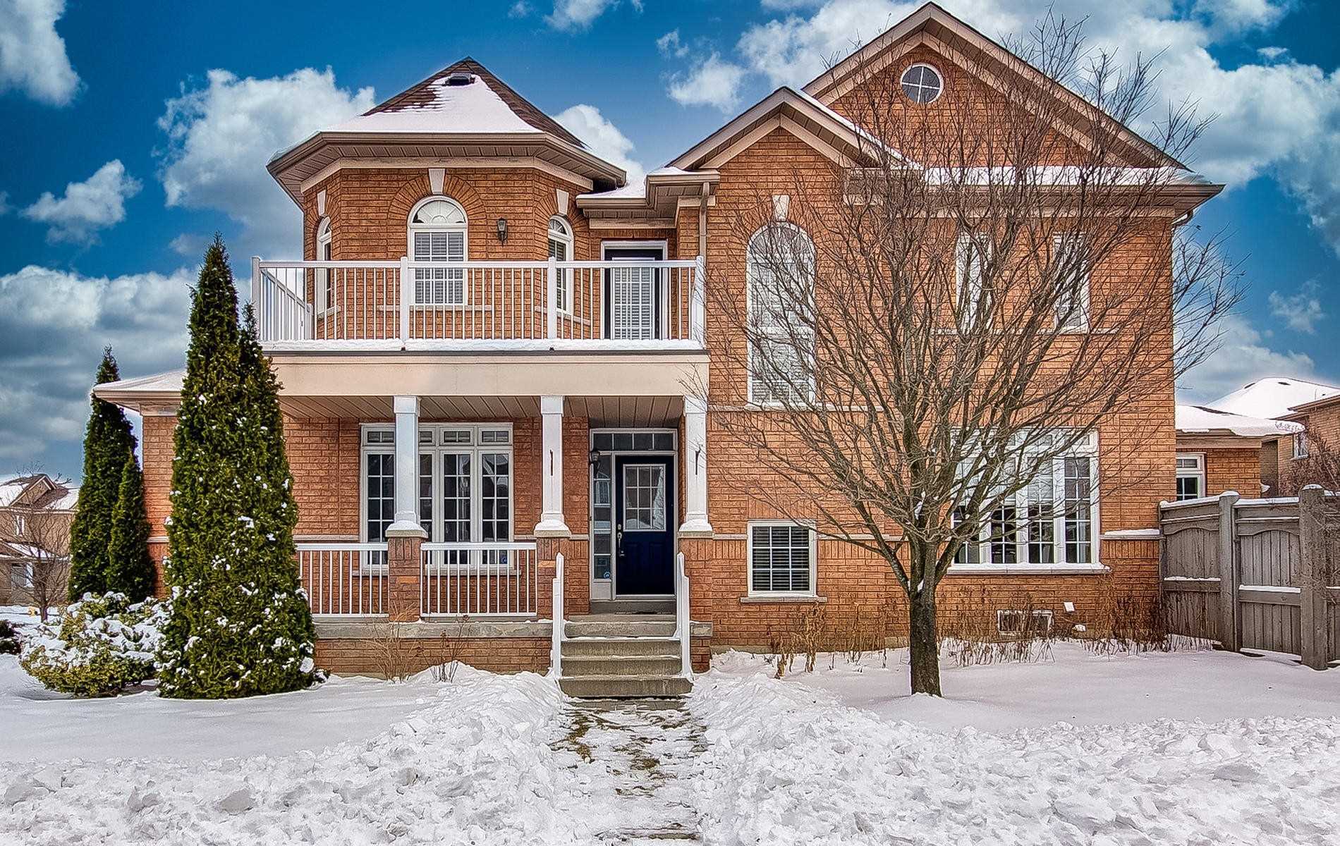 82 Bentwood Cres  
