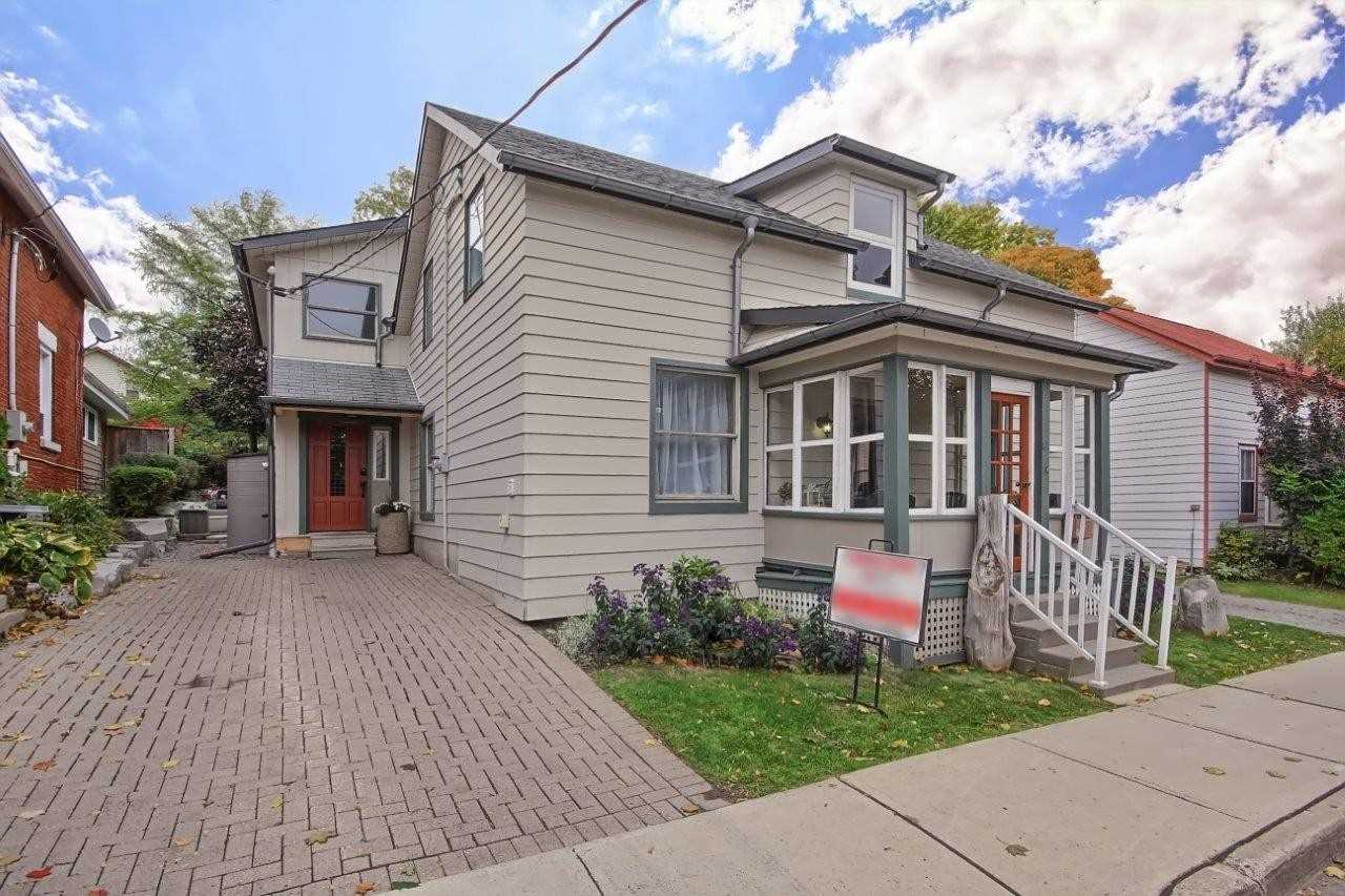 101 Gurnett St  