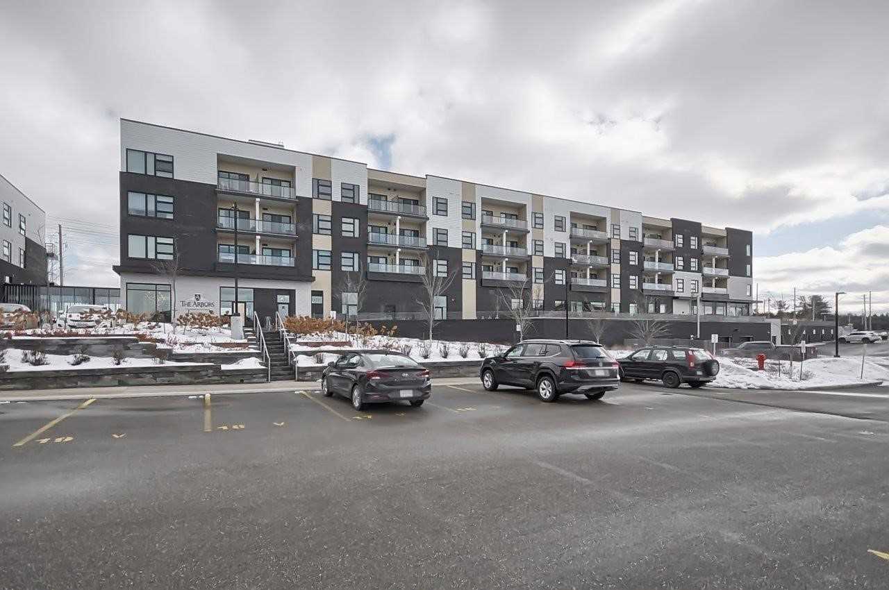 208-555 William Graham Dr  