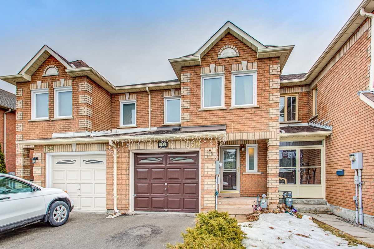 152 Lindenshire Ave  