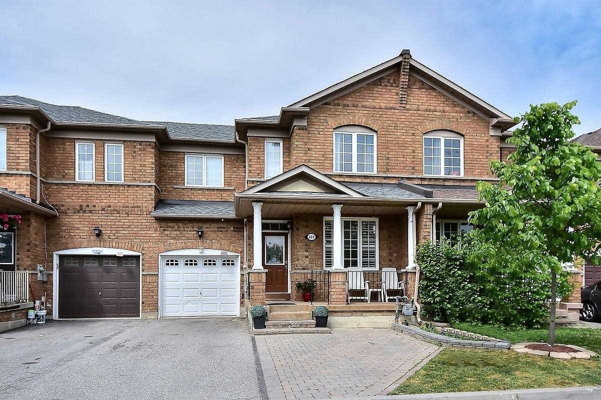 157 Wildberry Cres  