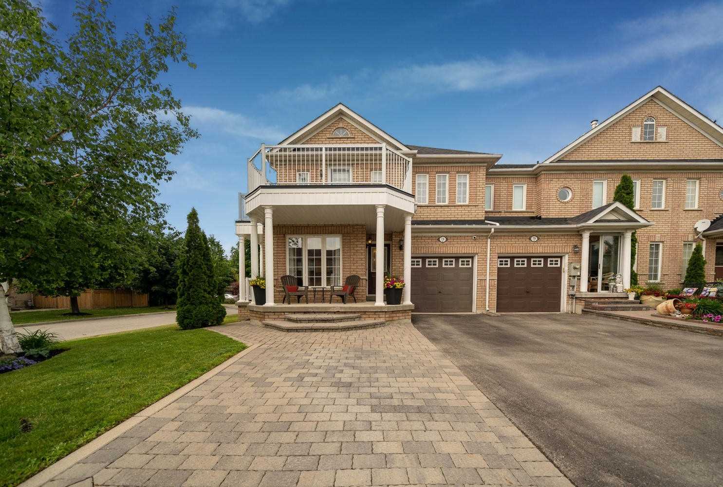 74 Timberwolf Cres  