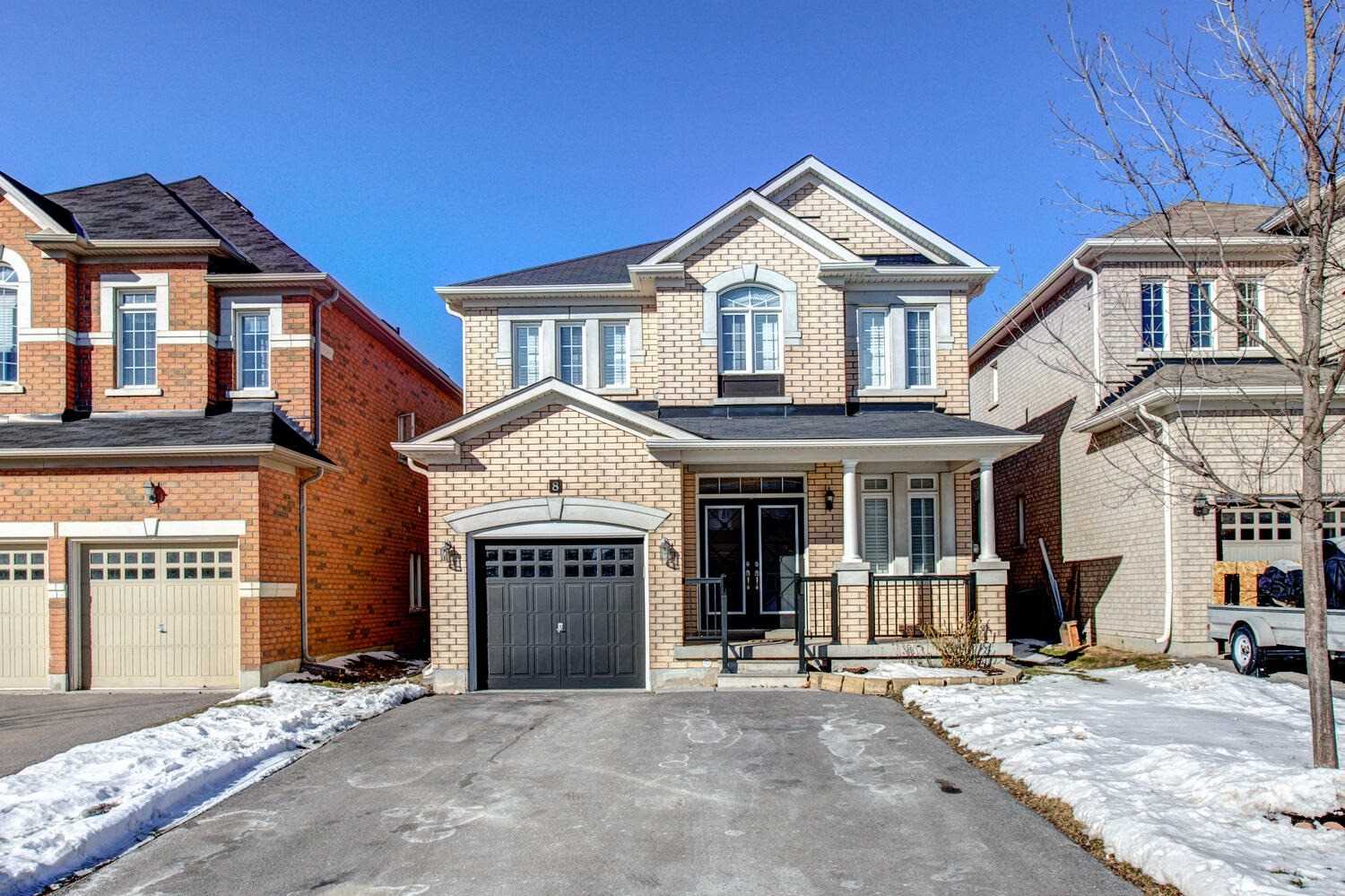 8 Lauderdale Drive, Vaughan, ON, L6A 4G8