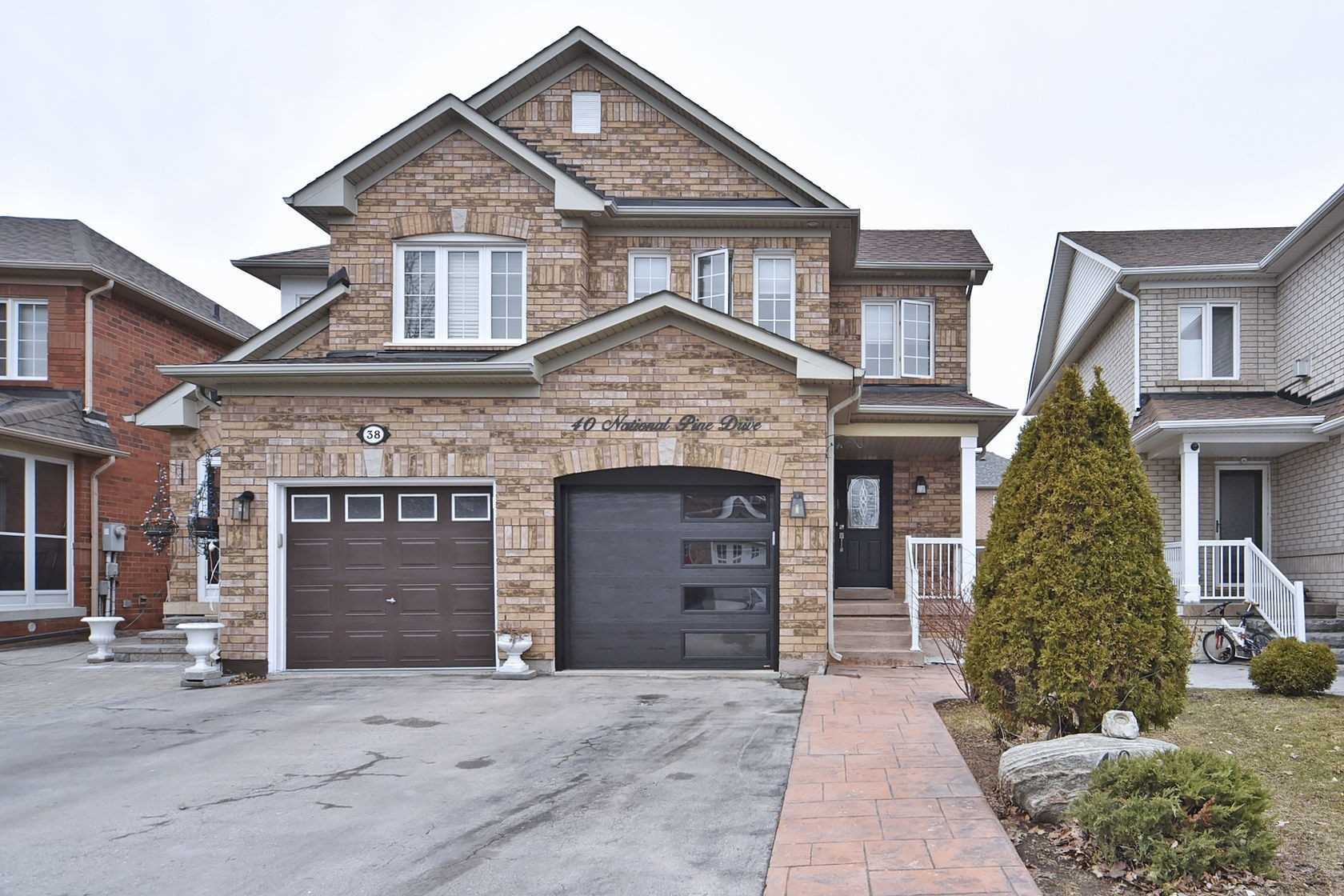 40 National Pine Dr  