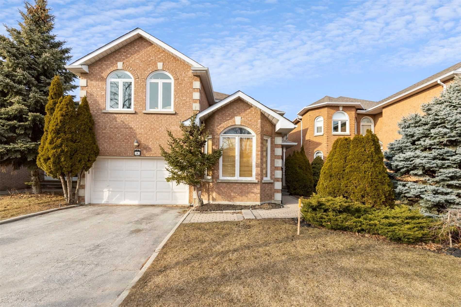 6 Brownridge Dr  