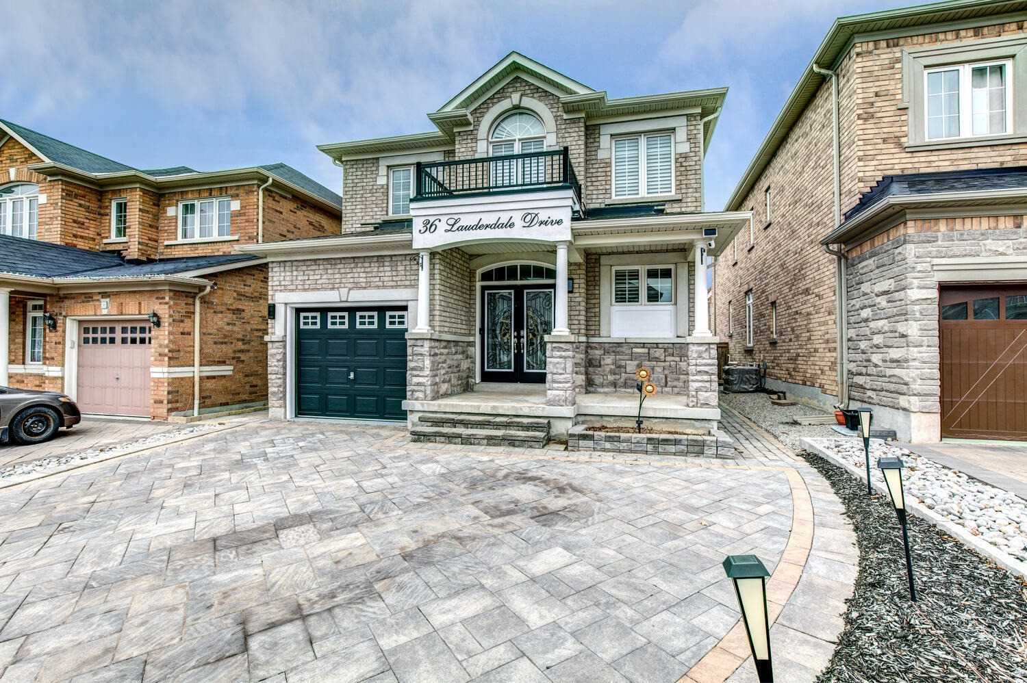 36 Lauderdale Drive, Vaughan, ON, L6A 4G8