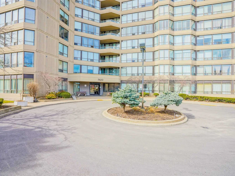 1008-7420 Bathurst Street, Vaughan, ON, L4J 6X4