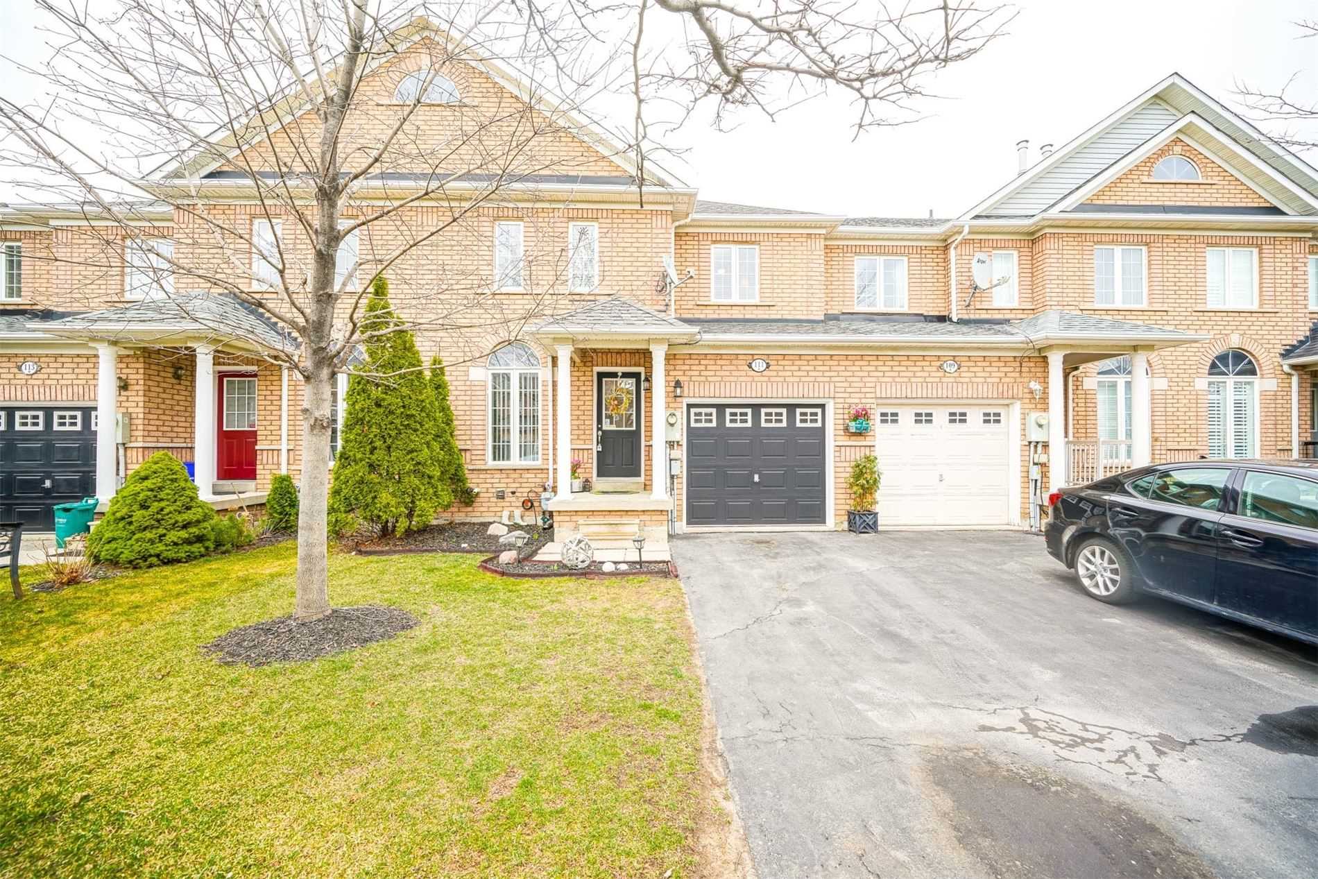 111 Timberwolf Crescent, Vaughan, ON, L4H 2W1