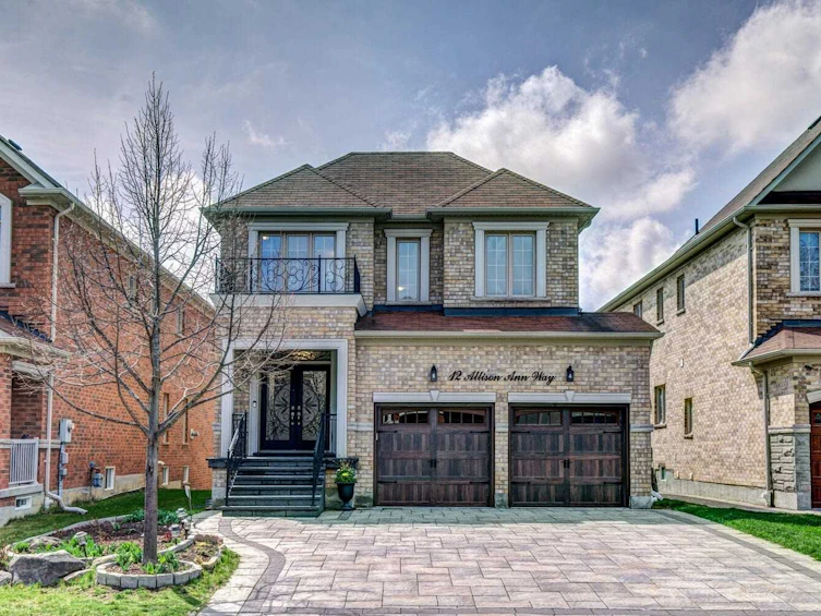 12 Allison Ann Way, Vaughan, ON, L6A 0J4