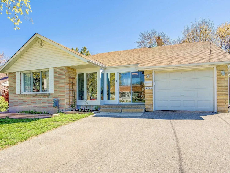262 Kathryn Crescent, Newmarket, ON, L3Y 1M2