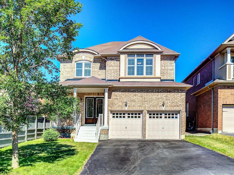12 Zoran Lane, Vaughan, ON, L6A 4E4