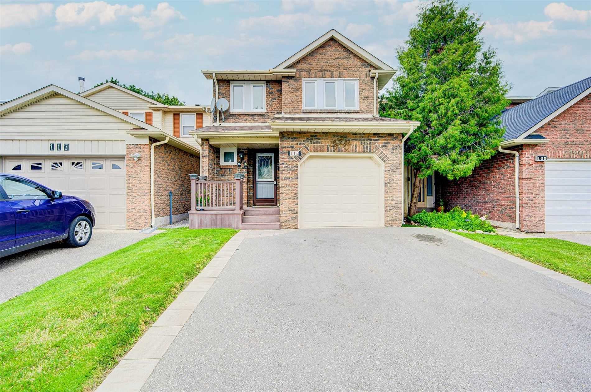 113 Lisa Crescent, Vaughan, ON, L4J 2N2